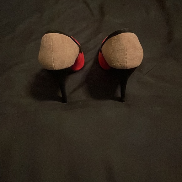 Color block in style! - Picture 3 of 6